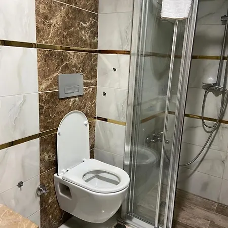 Derin Hotell Antalya