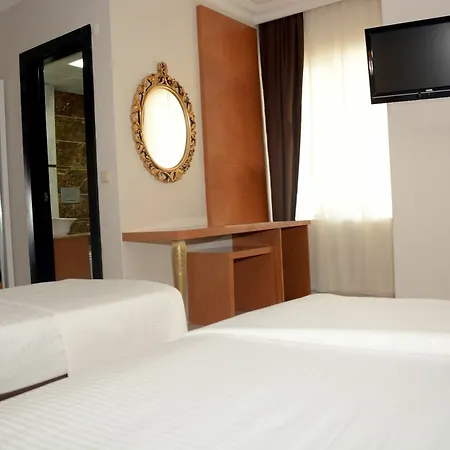 Hotell Derin 3*
